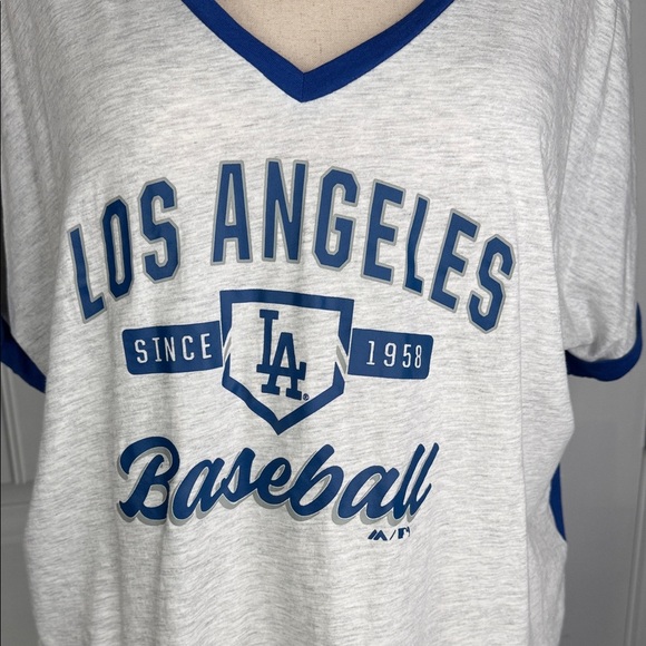 MAJESTIC Los Angeles Dodgers Baseball Since 1958 V-Neck Women's Size XXL - Picture 2 of 10